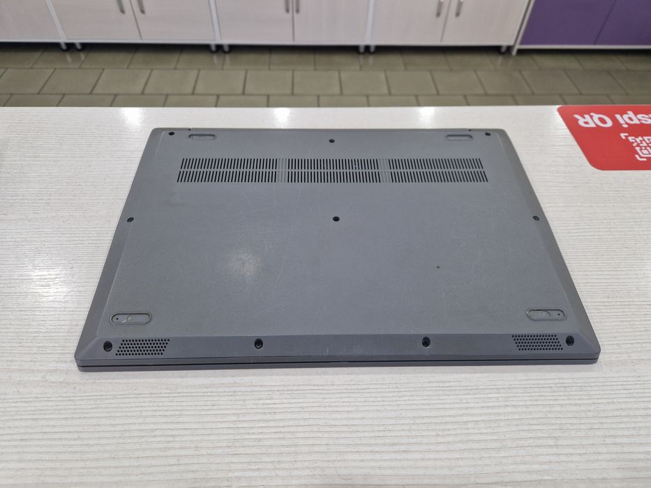 Lenovo (4 ядра, 8 Gb DDR4, 256 Gb SSD)