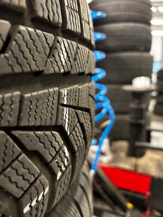 Оригинални джанти на ауди 18" сзимни гуми на един сезон 245/45 66.5мм