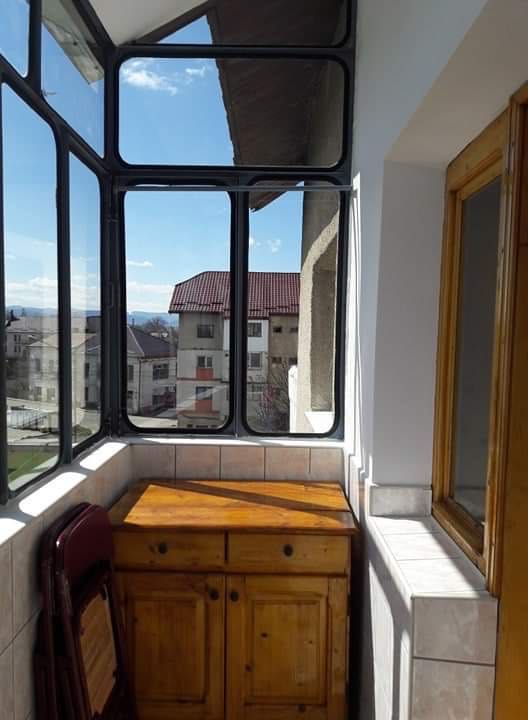 2 camere, ultra central, calduros, mobilat, balcon inchis, beci