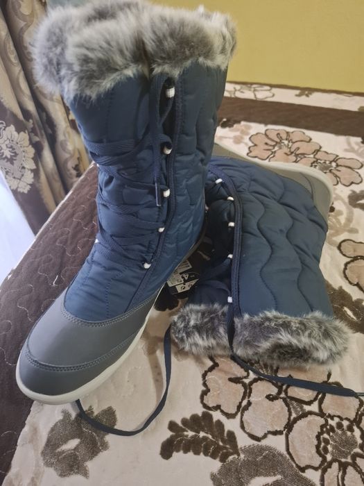 ghete Quechua (decathlon) noi cu eticheta