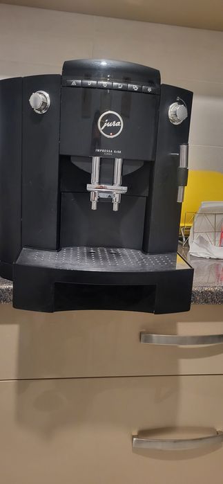 Aparat cafea boabe ,macinata jura xf 50