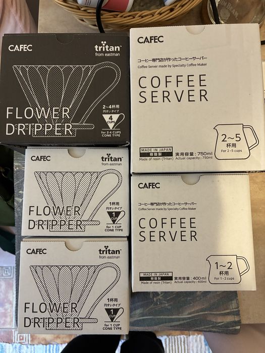 Vând aparate si accesorii cafea