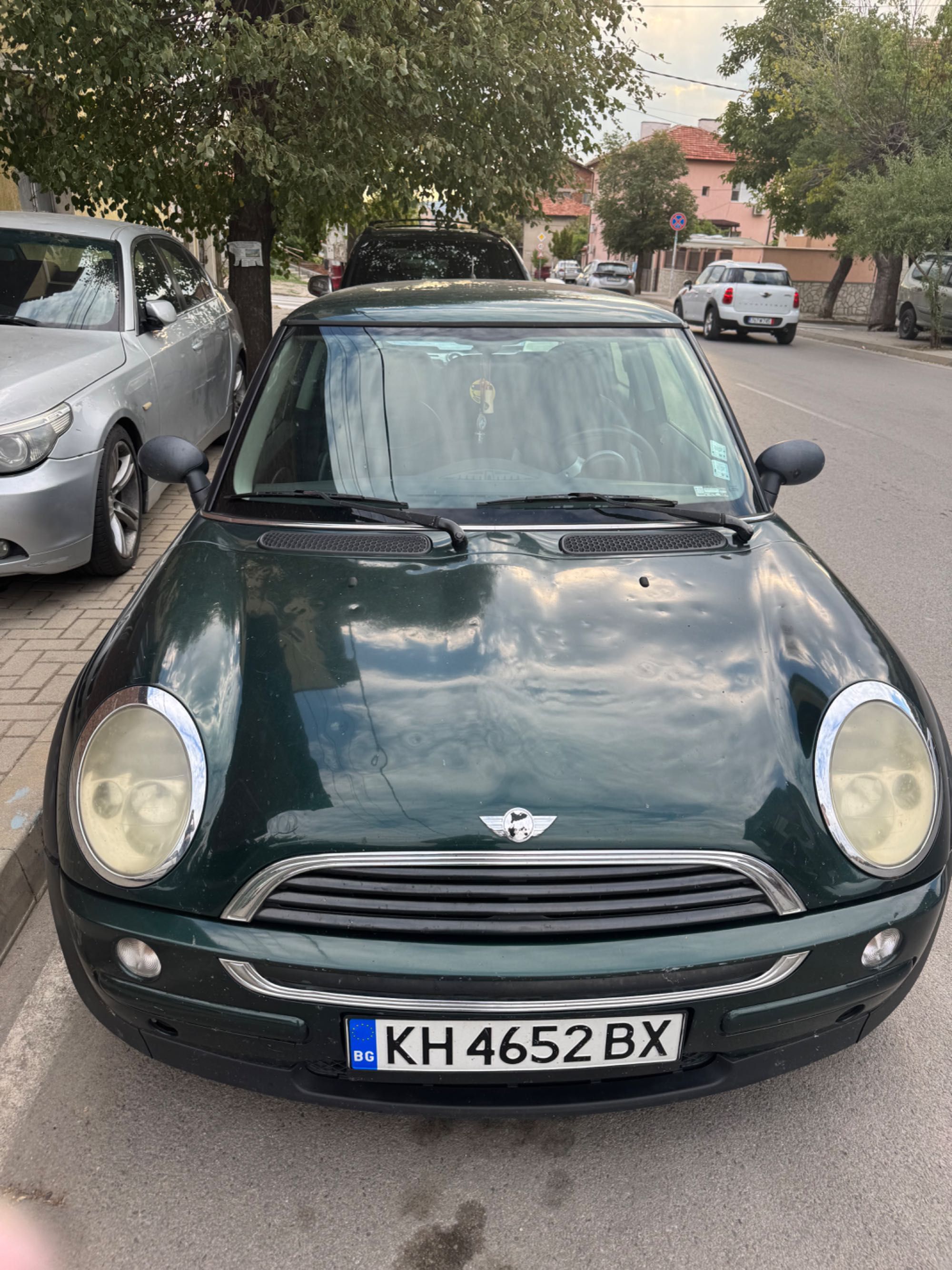 Автомобил Mini One