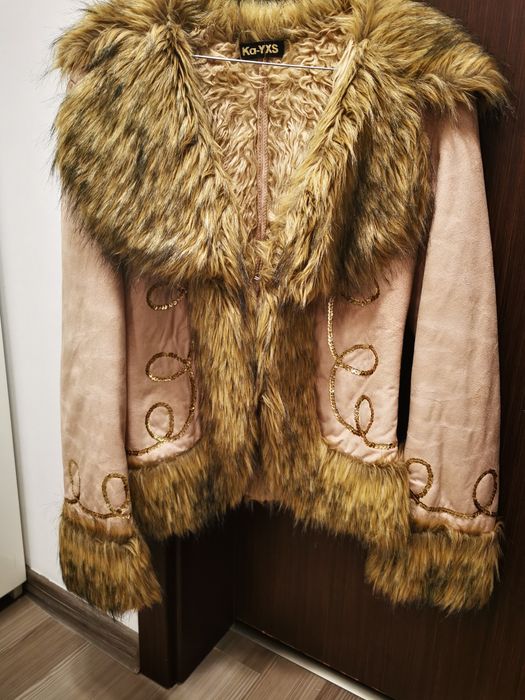 Cojocel catifelat cu blana sintetica mărimea 36/38