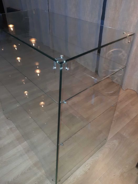 Vitrine din sticlă securizată 10mm
