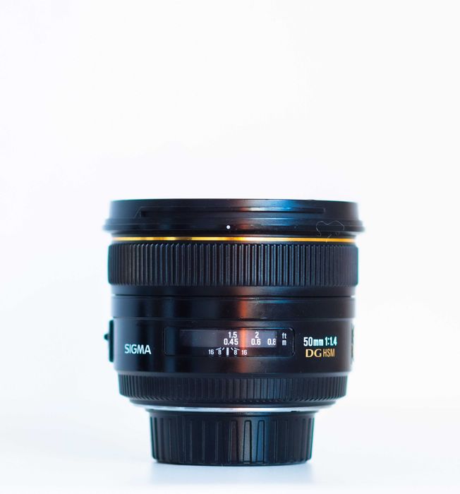 Obiectiv SIGMA 50 f 1.4 Ex DG Hsm montura NIKON FX Full Frame