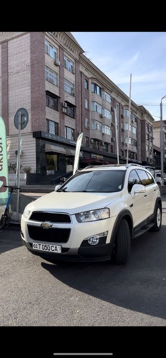 Продаю свой автомобиль шевролет каптива 2012гв пробег 265000км 12000 $