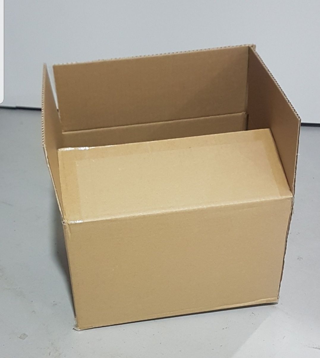 Cutii carton rezistent, 3 straturi,  dimensiune 60x50x36