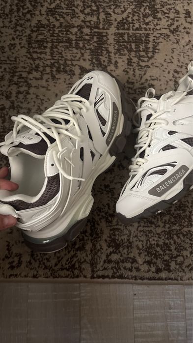 balenciaga track noi 45