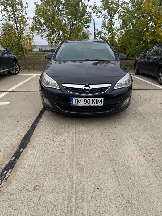 Opel Astra Opel Astra J 2012 1,4 Turbo 140 cai