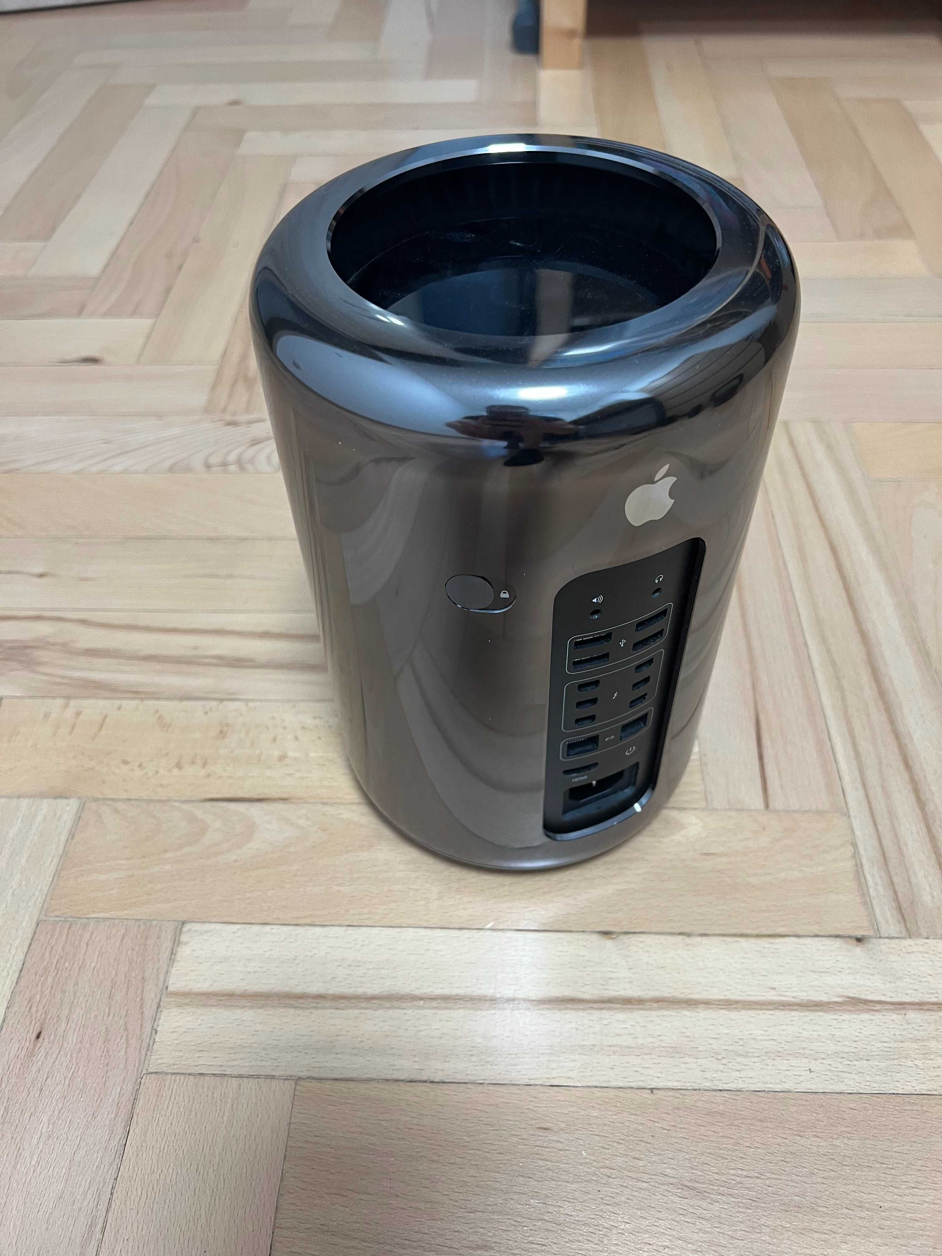 Работна станция Apple Mac Pro 6.1 Late 2013 (TrashCan) 12c 64 GB 1 TB