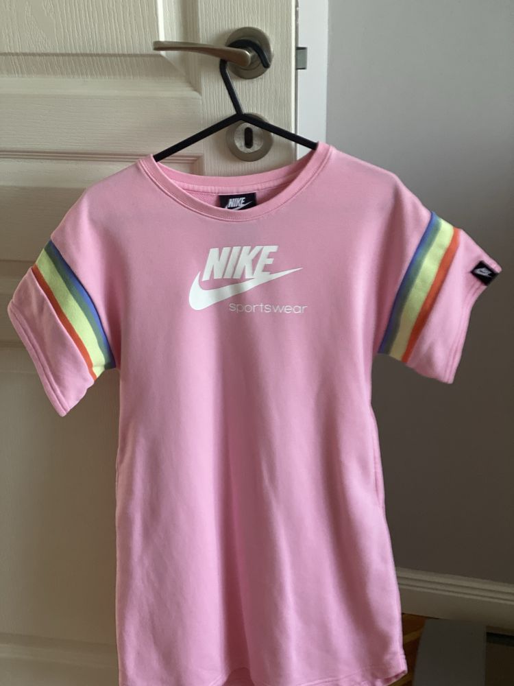Nike - нова туника