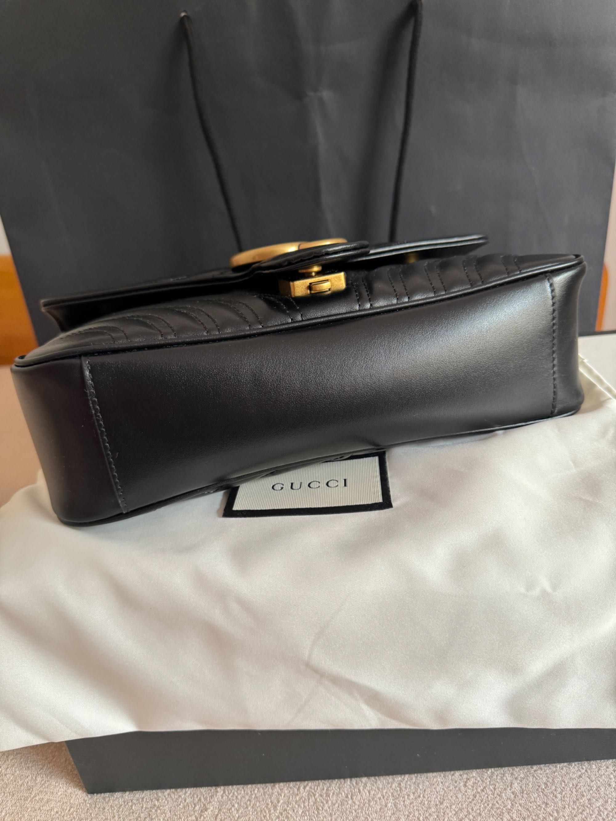 Geanta originală Gucci Marmont neagra din piele noua