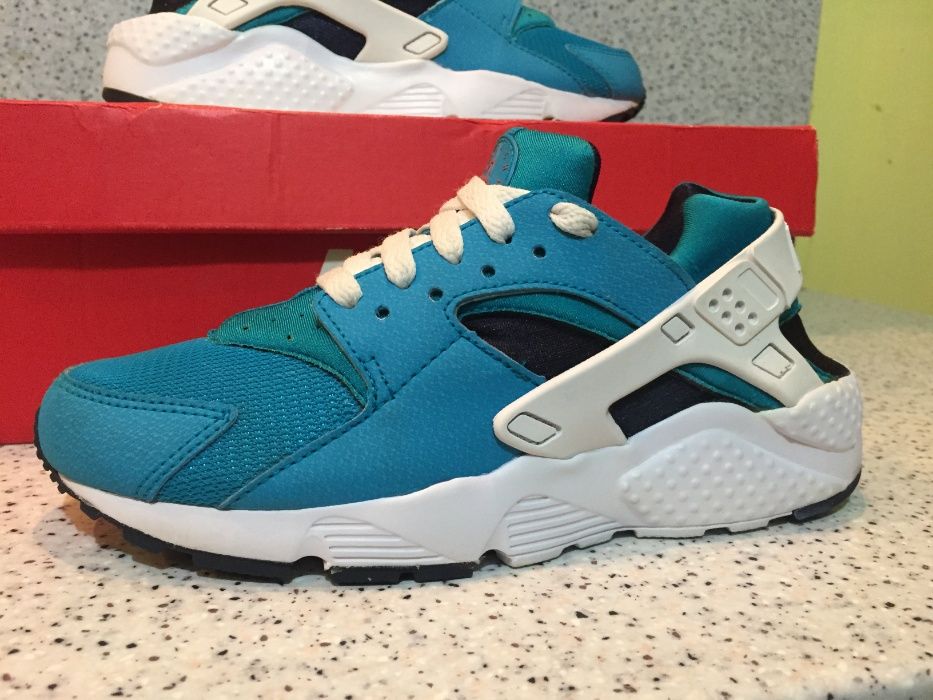 Оригинални *** Nike Air Huarache Blue Lagoon & White