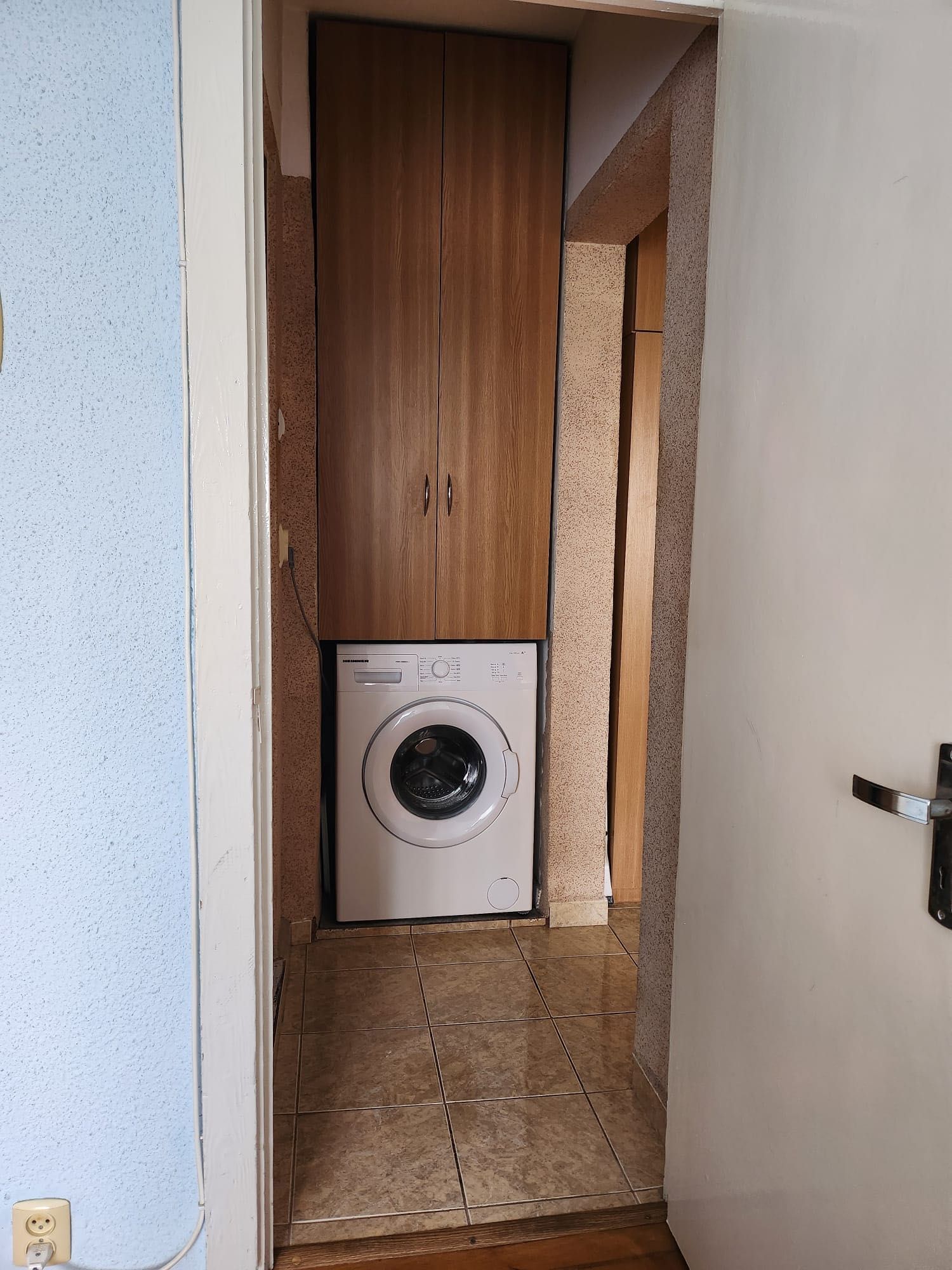 De vanzare Ap 3 camere 65,50 mp
