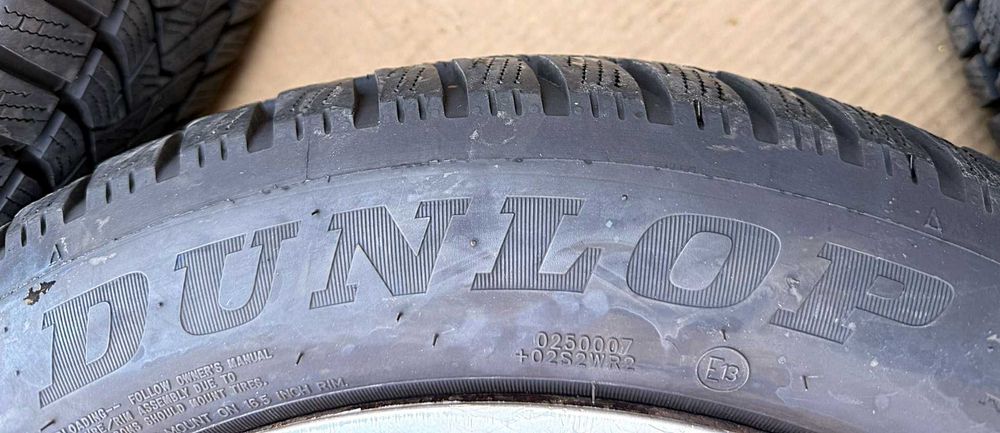 Set 4 roti complete IARNA pt. BMW SERIA 1 cu DUNLOP 195 55 16 DOT 2523