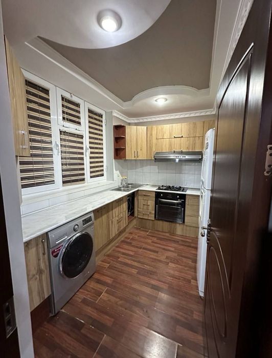 Квартира на Чиланзар 9 квартал 3*4/1/4 общ пл 65м с  обстановкой