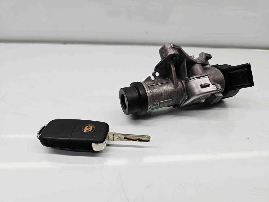 Contact cu cheie  Volkswagen Polo (6R) [Fabr 2009-2016] 6R0905851B 1.