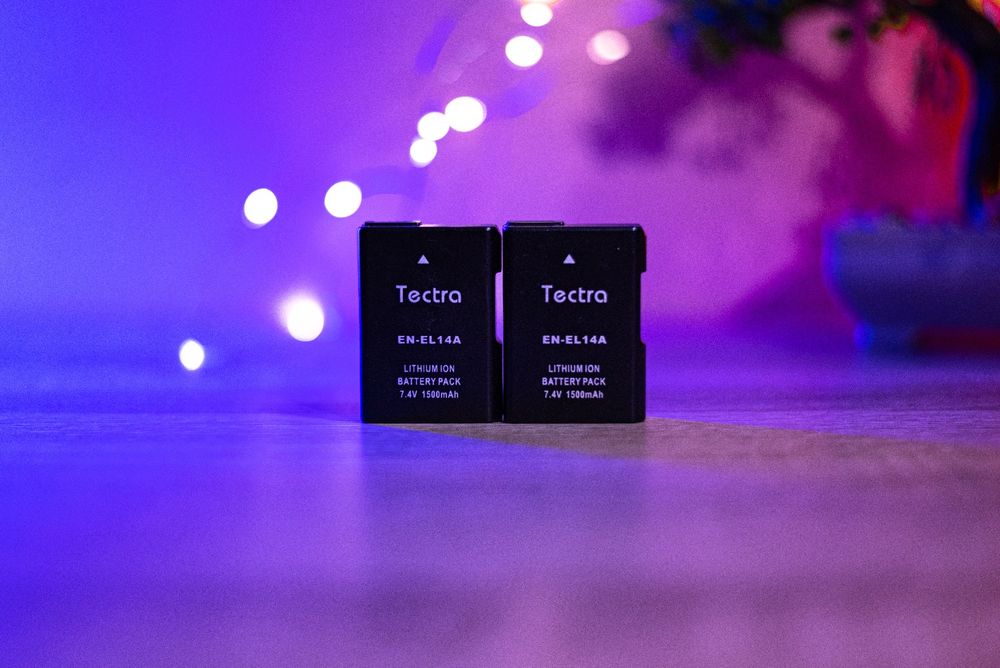 Nikon D3200 + Обектив Nikon 18 + 55 KIT  DX VR