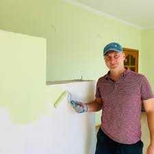 Боядисване на къщи ,апартаменти освежаване на входове.