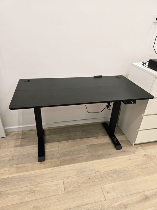 Компьютерный стол Ritmix TBL-140
