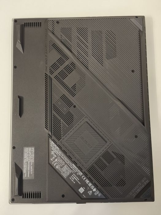 ASUS ROG STRIX G16 G614JV i9 Gen 13 RTX 4060 8GB (GARANTIE 1 AN)