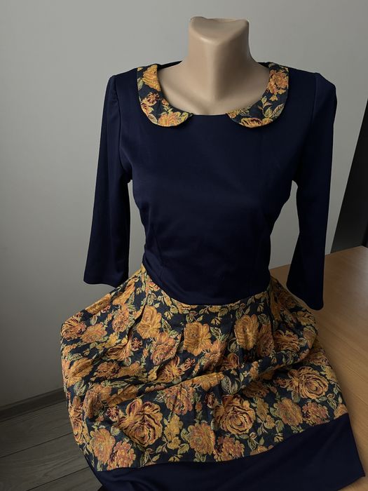 Rochie elegantă cu imprimeu floral