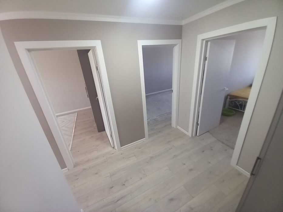 Срочно продам 3 -х комнатную квартиру в районе Тургенева .
