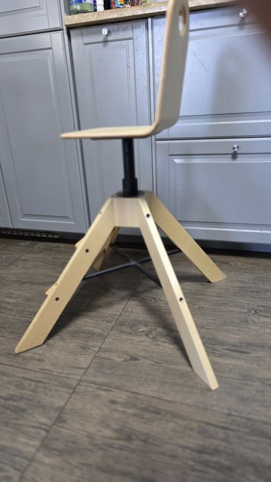 Scaun inalt pentru copii Graval de la Ikea