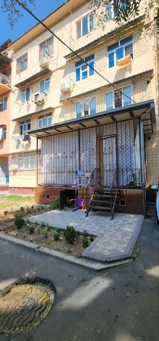 Юнусабад 18 квартал. Продается квартира 3/1/4