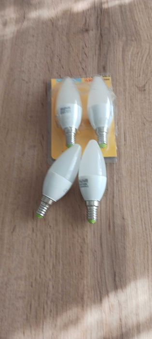 Лед електрични крушки 4броя лот