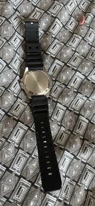 Vand Ceas Casio original – Diver Style, bezel Pepsi, rezistent la apă