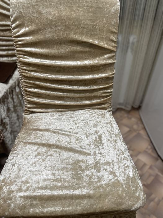 Продам стулья для зала