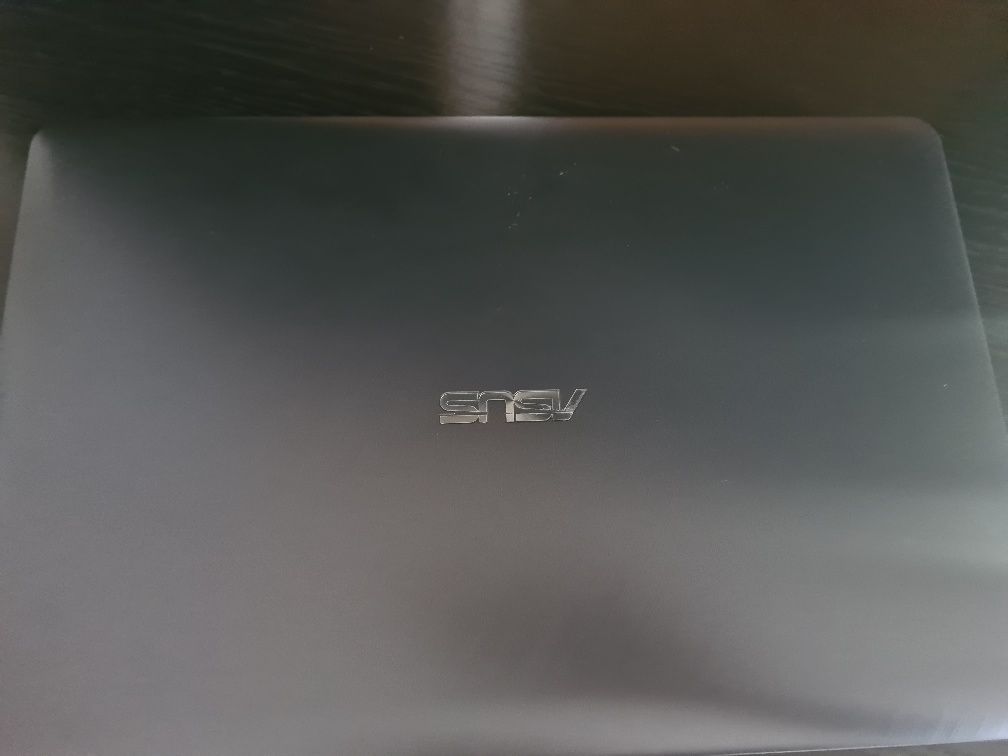 Laptop Asus 4gb RAM