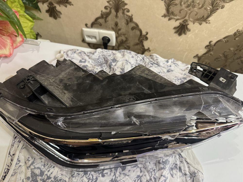 Treker 2 primyer fara. Korpusi butun lupasi butun