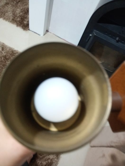 Lampa vintage din lemn și alama