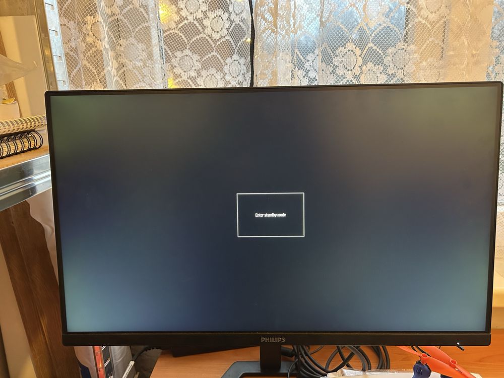 Монитор philips.