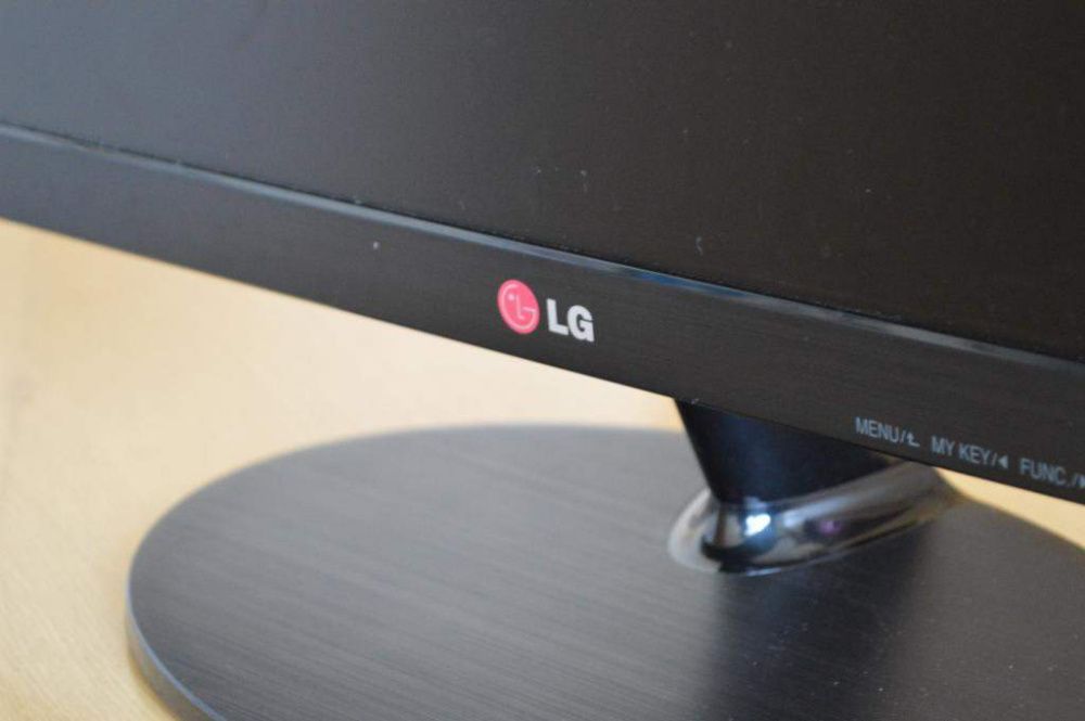 Monitor PC LG 22 inch/55 cm