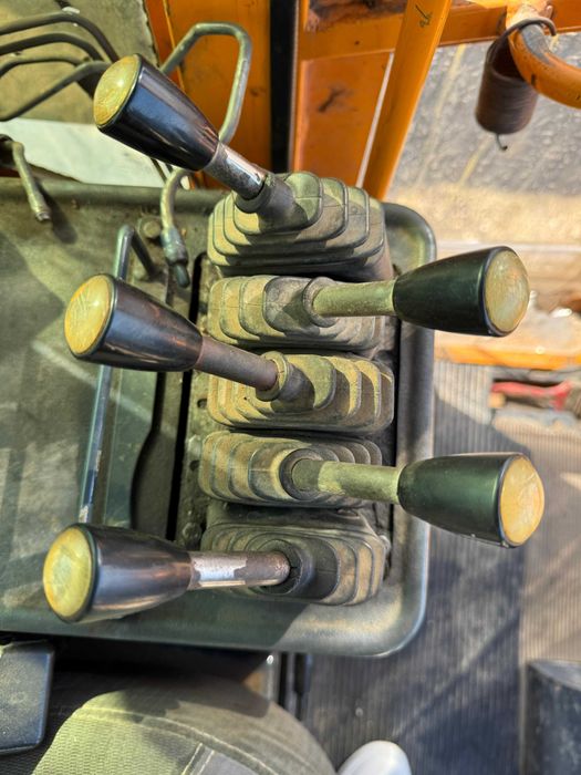 Autogreder Leeboy 2014