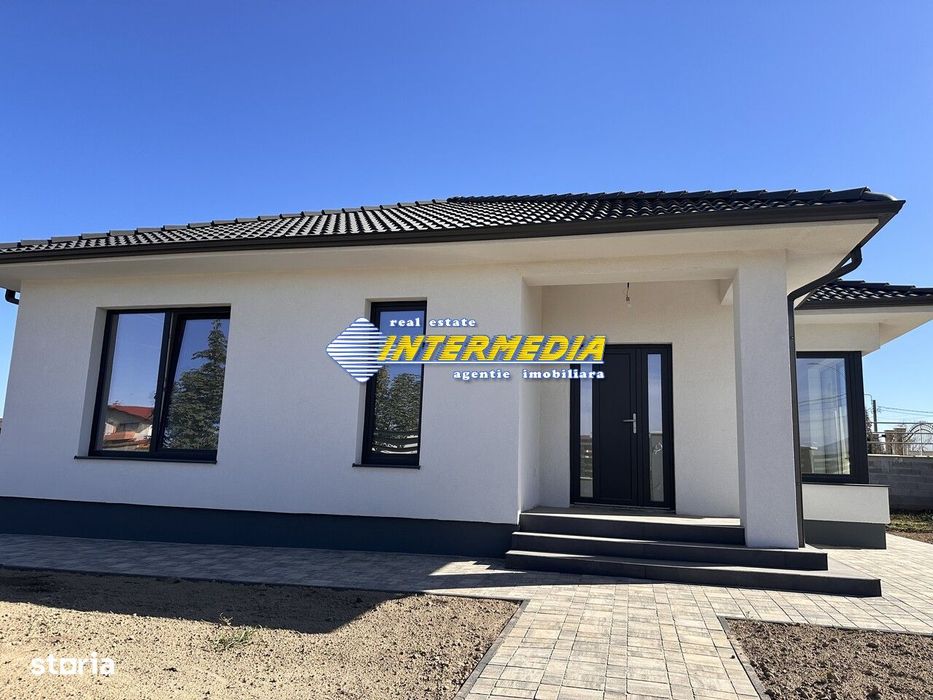 Casa frumoasa pe un nivel finisata la cheie Alba Iulia cu 435 mp Teren