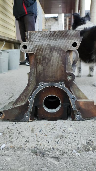 Блок цилиндров от приоры 126 мотор