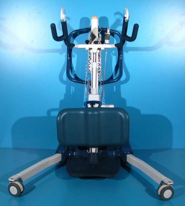 Macara/ Elevator pentru transportul pacientilor Invacare