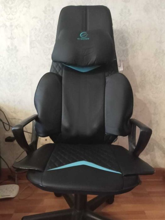 Массажное кресло, новое