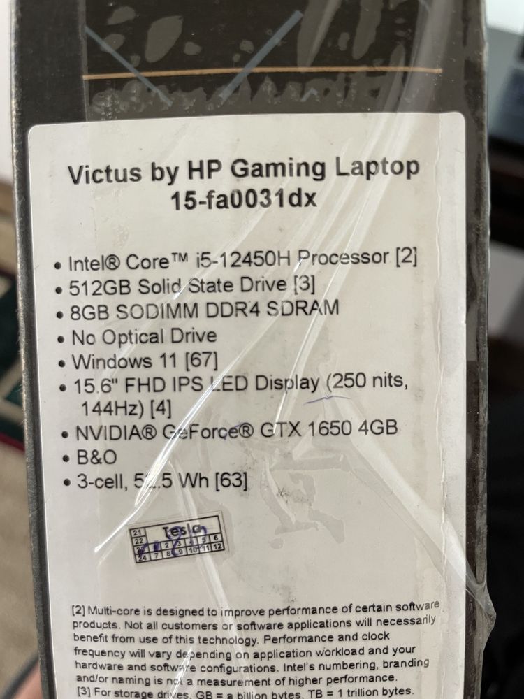 HP VICTUS 15-fa0031dx