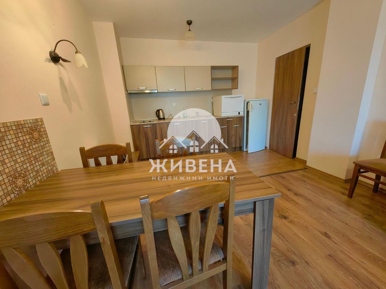 Продава се Тристаен апартамент в Свети Влас - 100 кв.м за 900 €/кв.м - Снимка #1