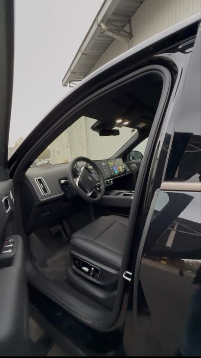 Li L9 Ultra Restyling Qora salon Notariusga tayyor.