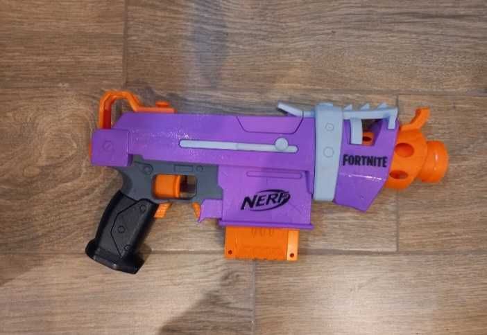 Pistoale Nerf perfect  functionale