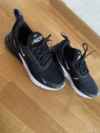 Adidasi Nike  air 270