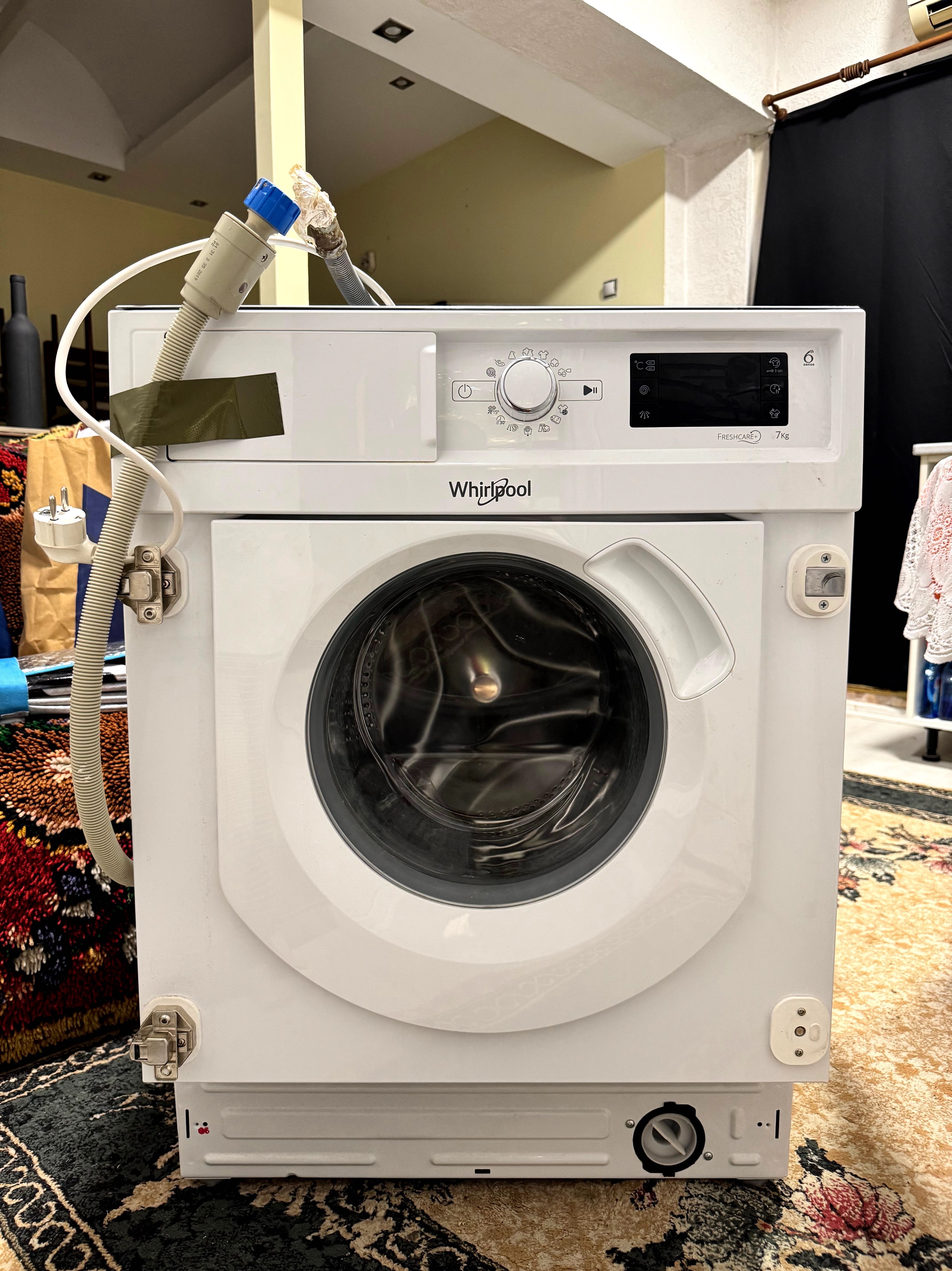 Продава пералня Whirlpool
