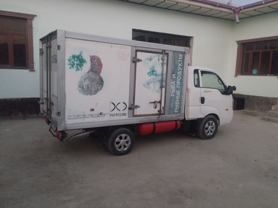 Кия бонго III сотилади йили 2010